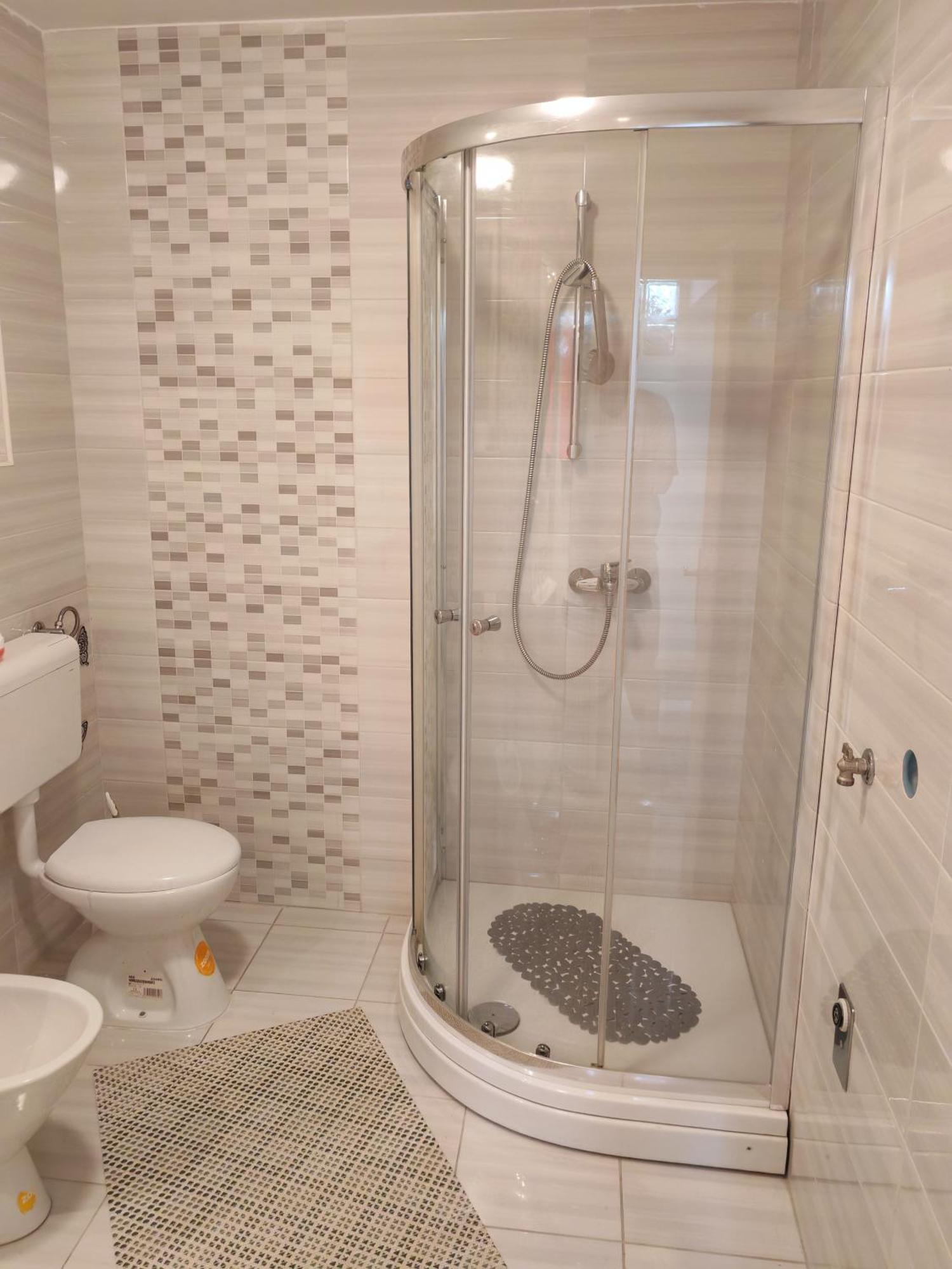 Apartman Ivana Karlovac Buitenkant foto